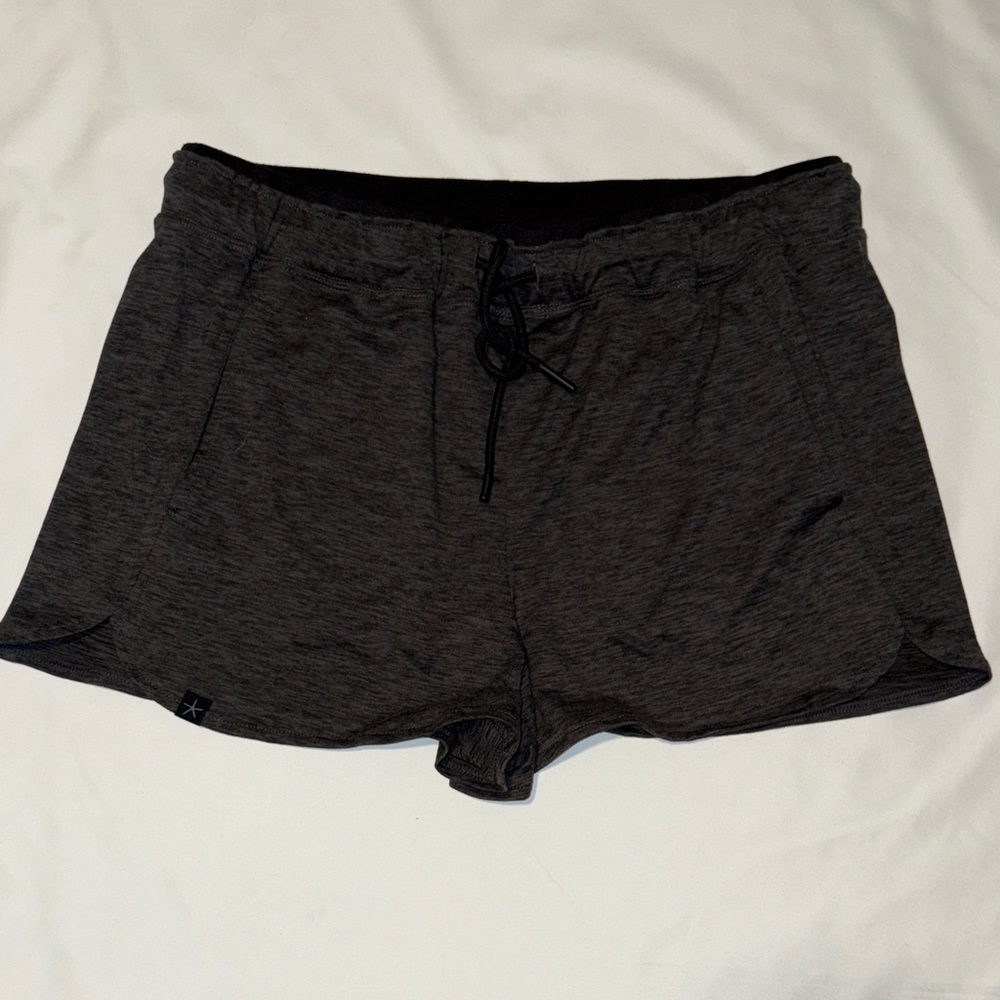 New with tags Barefoot Dreams Butterchic Short size large